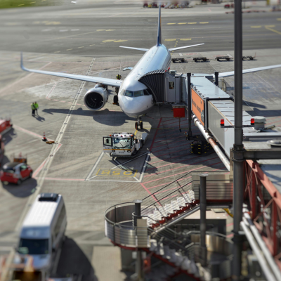 Reducing Labor Costs with Efficient Dolly Systems in Airports